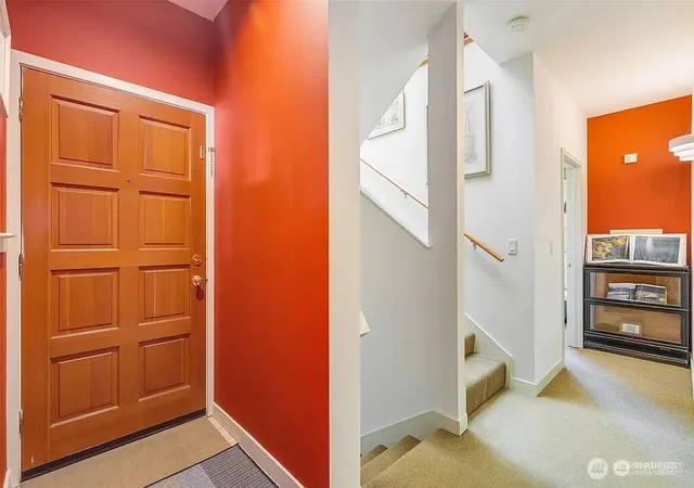 Photo 3 of Townhouse for sale at 3661 Albion Pl N #2, Seattle, WA 98103 | MLS# NWM2583181 | Listing updated on 2026-09-29