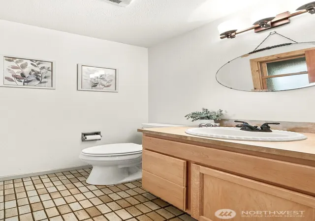 Photo 3 of Single family home for sale at 28415 181st Avenue SE, Kent, WA 98042 | MLS# NWM2583187 | Listing updated on 2026-09-29