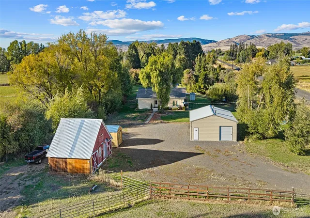 Photo 3 of Single family home for sale at 5351 Naneum Rd, Ellensburg, WA 98926 | MLS# NWM2583192 | Listing updated on 2026-09-27