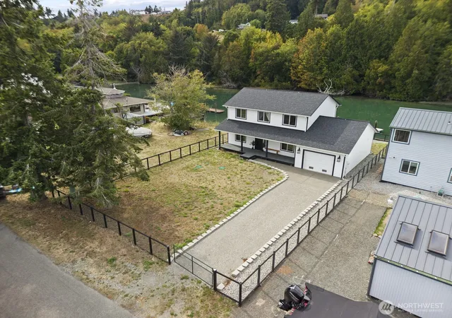 Photo 3 of Single family home for sale at 175 N Beach Dr, Port Ludlow, WA 98365 | MLS# NWM2583204 | Listing updated on 2026-09-27