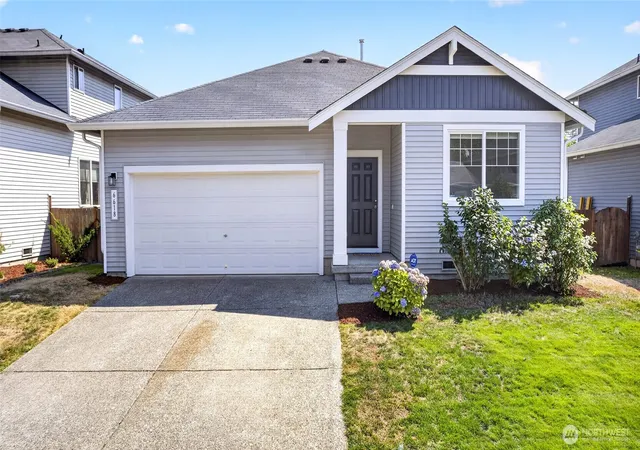 Photo 1 of Single family home for sale at 6618 Charlotte Ave Se, Auburn, WA 98092 | MLS# NWM2583206 | Listing updated on 2026-10-01