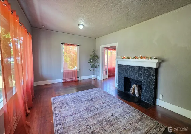 Photo 4 of Single family home for sale at 513 W 2nd Street, Aberdeen, WA 98520 | MLS# NWM2583212 | Listing updated on 2026-10-01
