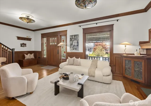 Photo 4 of Single family home for sale at 2337 N 61st Street, Seattle, WA 98103 | MLS# NWM2583237 | Listing updated on 2026-10-01