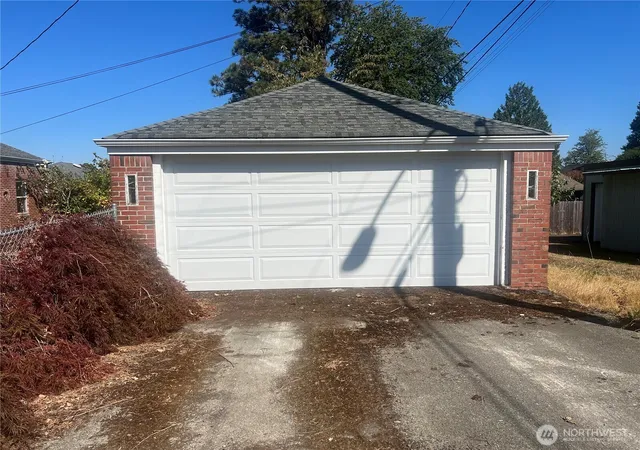 Photo 3 of Sale Pending at 10456 18th Avenue S, Seattle, WA 98168 | MLS# NWM2583253 | Listing updated on 2026-09-21