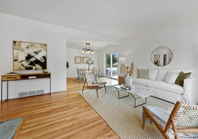 Photo 4 of Sale Pending at 1603 NW 89th Street, Seattle, WA 98117 | MLS# NWM2583265 | Listing updated on 2026-09-22