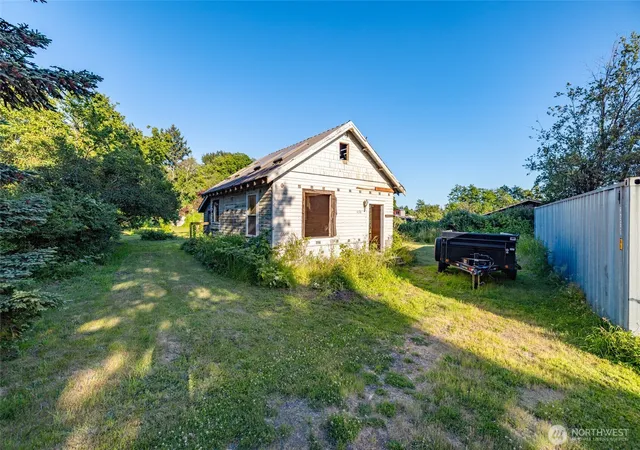 Photo 1 of Single family home for sale at 4178 Rural Ave, Bellingham, WA 98226 | MLS# NWM2583280 | Listing updated on 2026-09-21