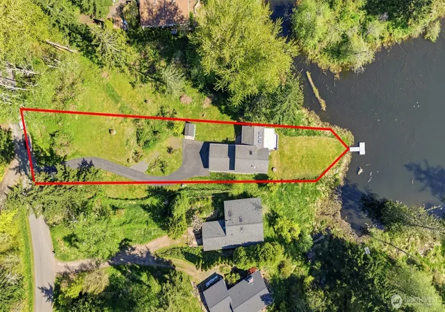 Photo 4 of Single family home for sale at 22312 W Lake Kayak Dr, Monroe, WA 98272 | MLS# NWM2583320 | Listing updated on 2026-09-17
