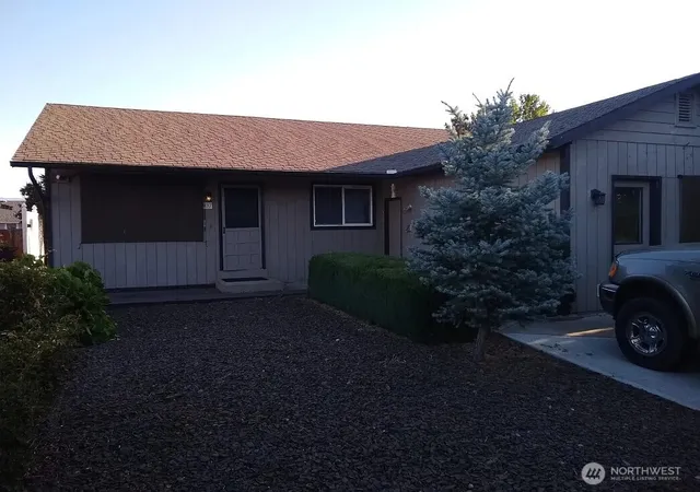 Photo 3 of Single family home for sale at 807 E White Birch Ave, Ellensburg, WA 98926 | MLS# NWM2583321 | Listing updated on 2026-09-28