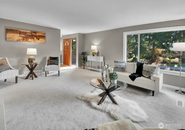 Photo 3 of Single family home for sale at 20842 2nd Place Sw, Normandy Park, WA 98166 | MLS# NWM2583322 | Listing updated on 2026-10-01