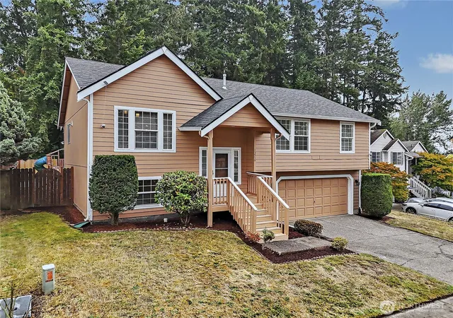 Photo 3 of Single family home for sale at 13519 20th Avenue Ct E, Tacoma, WA 98445 | MLS# NWM2583331 | Listing updated on 2026-09-24