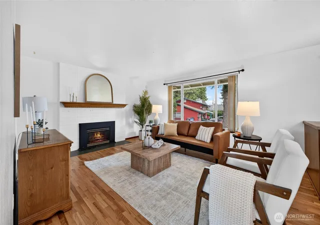 Photo 3 of Single family home for sale at 3416 Scenic Pl SE, Auburn, WA 98092 | MLS# NWM2583334 | Listing updated on 2026-09-26
