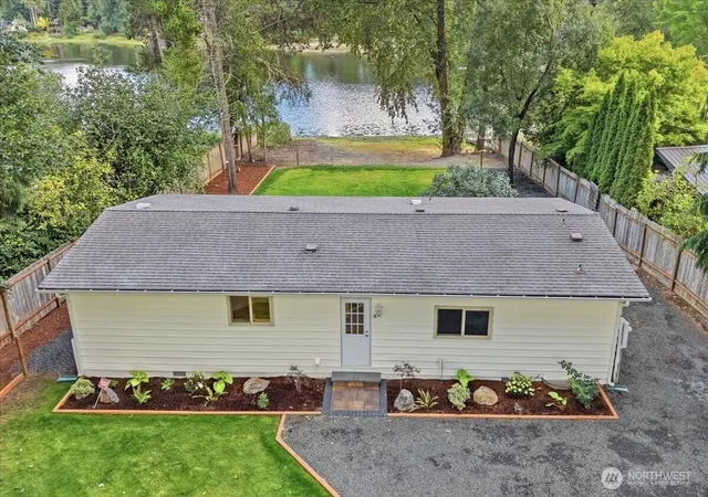 Photo 2 of Manufactured home for sale at 13309 146th Avenue Nw, Gig Harbor, WA 98329 | MLS# NWM2583340 | Listing updated on 2026-09-19
