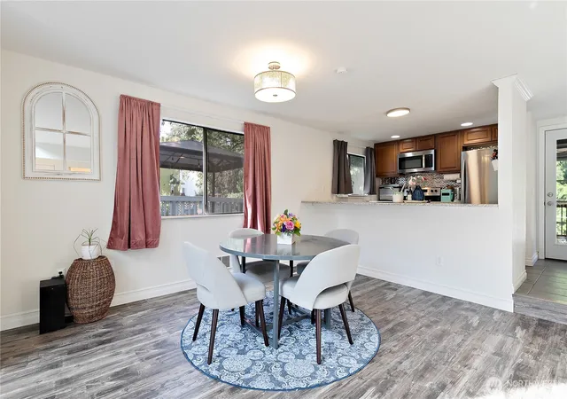 Photo 4 of Single family home for sale at 14116 NE 78th Court, Redmond, WA 98052 | MLS# NWM2583358 | Listing updated on 2026-09-24