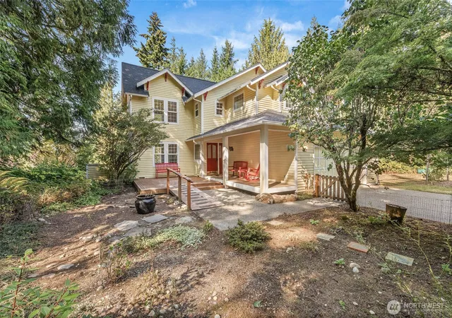 Photo 3 of Single family home for sale at 16526 128th Avenue SW, Vashon, WA 98070 | MLS# NWM2583364 | Listing updated on 2026-09-25