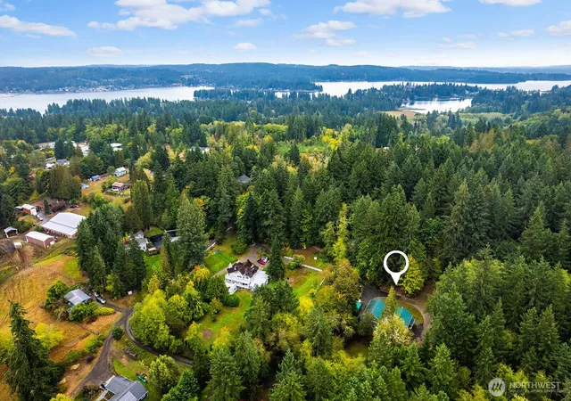 Photo 2 of Single family home for sale at 517 Nw Old Orchard Way, Poulsbo, WA 98370 | MLS# NWM2583367 | Listing updated on 2026-09-17