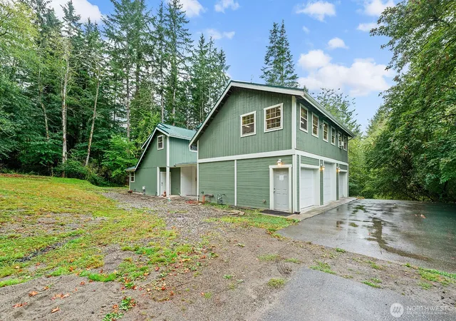 Photo 3 of Single family home for sale at 517 NW Old Orchard Way, Poulsbo, WA 98370 | MLS# NWM2583367 | Listing updated on 2026-09-17