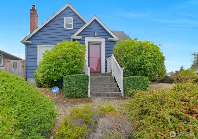 Photo 1 of Sale Pending at 4550 6th Avenue, Tacoma, WA 98406 | MLS# NWM2583371 | Listing updated on 2026-09-30
