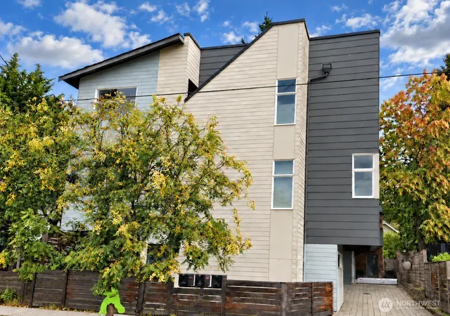 Photo 1 of Single family home for sale at 4224 6th Avenue Nw, Seattle, WA 98107 | MLS# NWM2583373 | Listing updated on 2026-09-28