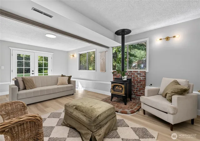 Photo 4 of Single family home for sale at 4165 Cougar Rd, Bellingham, WA 98226 | MLS# NWM2583375 | Listing updated on 2026-09-17