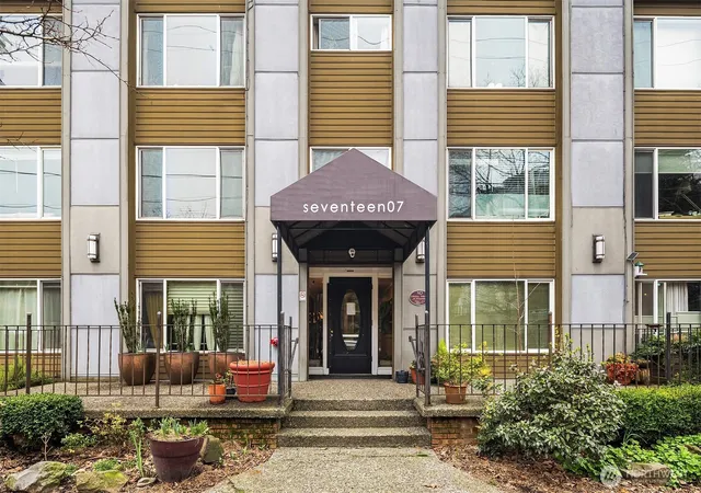 Photo 1 of Condo for sale at 1707 Boylston Ave #206, Seattle, WA 98122 | MLS# NWM2583376 | Listing updated on 2026-09-30