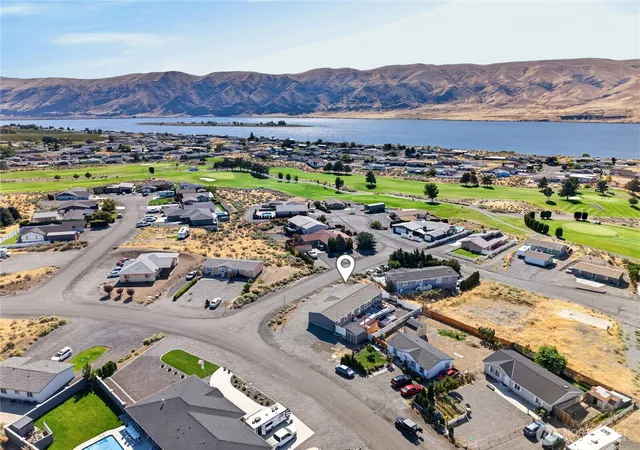 Photo 39 of Manufactured home for sale at 218 Sunshine Cir SW, Mattawa, WA 99349 | MLS# NWM2583395 | Listing updated on 2026-09-24