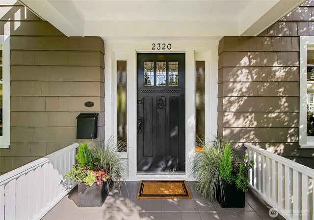 Photo 2 of Single family home for sale at 2320 Nob Hl Ave N, Seattle, WA 98109 | MLS# NWM2583399 | Listing updated on 2026-09-28