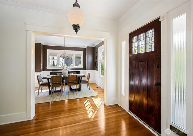 Photo 3 of Single family home for sale at 2320 Nob Hl Ave N, Seattle, WA 98109 | MLS# NWM2583399 | Listing updated on 2026-09-28