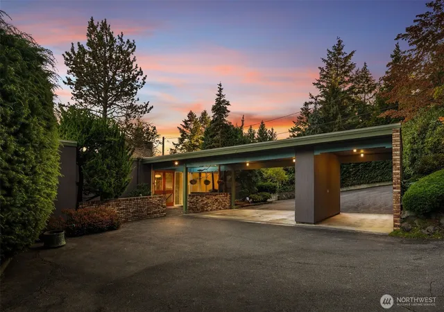 Photo 2 of Single family home for sale at 17059 16th Avenue Sw, Normandy Park, WA 98166 | MLS# NWM2583404 | Listing updated on 2026-10-16