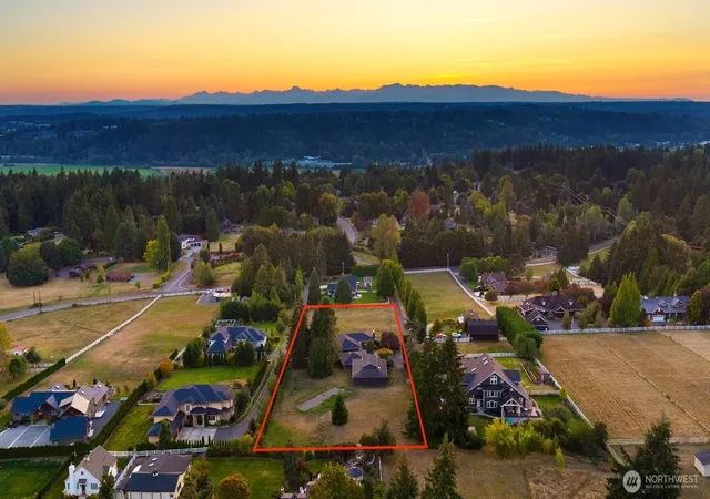 Photo 3 of Single family home for sale at 14350 160th Place Ne, Woodinville, WA 98072 | MLS# NWM2583407 | Listing updated on 2026-09-23