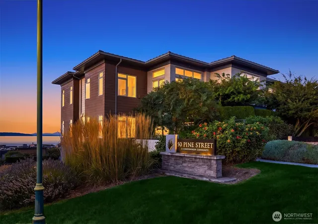 Photo 2 of Condo for sale at 50 Pine St #509, Edmonds, WA 98020 | MLS# NWM2583420 | Listing updated on 2026-10-01