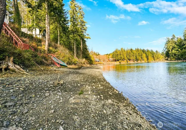 Photo 1 of Single family home for sale at 51 S Bayview Dr, Port Ludlow, WA 98365 | MLS# NWM2583426 | Listing updated on 2026-09-20