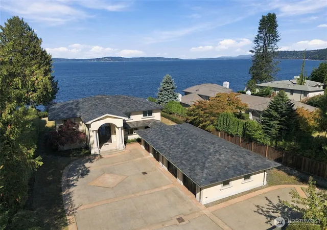 Photo 2 of Single family home for sale at 8711 Talbot Rd, Edmonds, WA 98026 | MLS# NWM2583429 | Listing updated on 2026-10-01