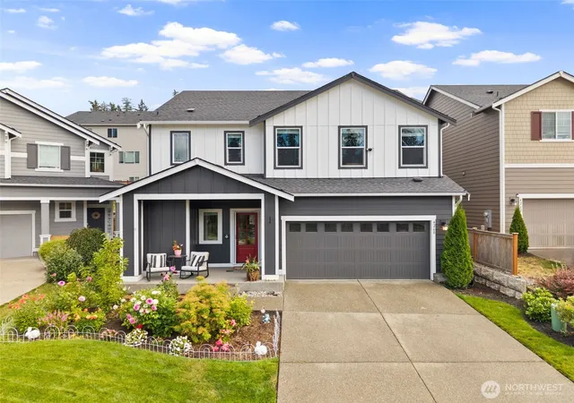 Photo 1 of Single family home for sale at 4268 Nettle Dr Se, Port Orchard, WA 98366 | MLS# NWM2583432 | Listing updated on 2026-09-30