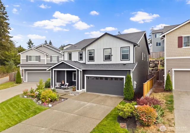 Photo 2 of Single family home for sale at 4268 Nettle Dr Se, Port Orchard, WA 98366 | MLS# NWM2583432 | Listing updated on 2026-09-30