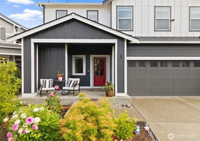 Photo 3 of Single family home for sale at 4268 Nettle Dr Se, Port Orchard, WA 98366 | MLS# NWM2583432 | Listing updated on 2026-09-30