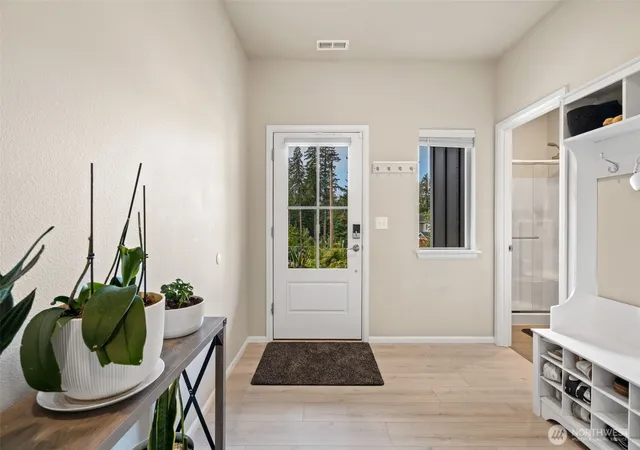 Photo 4 of Single family home for sale at 4268 Nettle Dr SE, Port Orchard, WA 98366 | MLS# NWM2583432 | Listing updated on 2026-09-30
