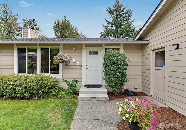 Photo 3 of Single family home for sale at 2283 Aspen St Se, Port Orchard, WA 98366 | MLS# NWM2583435 | Listing updated on 2026-09-29