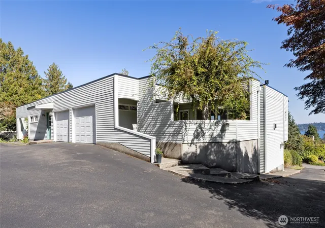 Photo 3 of Single family home for sale at 8152 Se Haida Dr, Port Orchard, WA 98366 | MLS# NWM2583437 | Listing updated on 2026-10-01