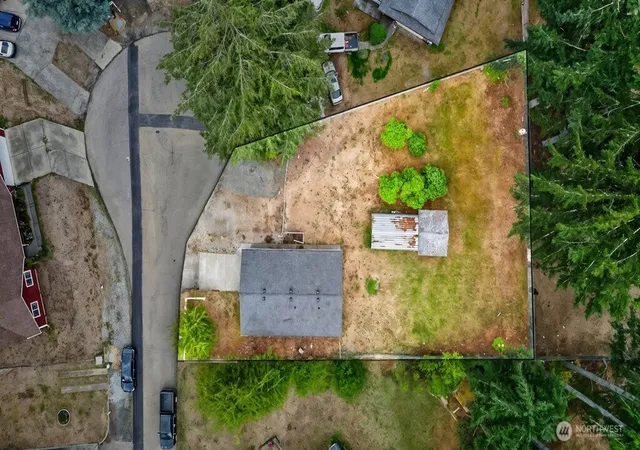 Photo 3 of Single family home for sale at 10 E Cherry Park, Shelton, WA 98584 | MLS# NWM2583451 | Listing updated on 2026-09-28