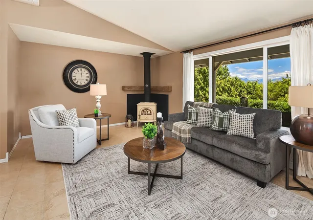 Photo 4 of Single family home for sale at 1247 293rd Avenue NE, Carnation, WA 98014 | MLS# NWM2583465 | Listing updated on 2026-09-30