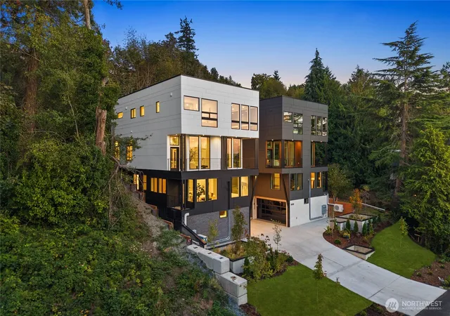 Photo 3 of Single family home for sale at 8014 45th Avenue Sw, Seattle, WA 98136 | MLS# NWM2583466 | Listing updated on 2026-10-01