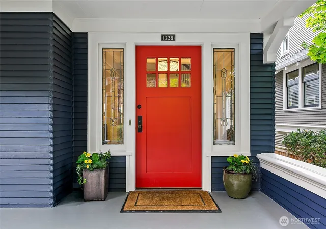 Photo 3 of Sale Pending at 1239 20th Avenue E, Seattle, WA 98112 | MLS# NWM2583480 | Listing updated on 2026-09-23