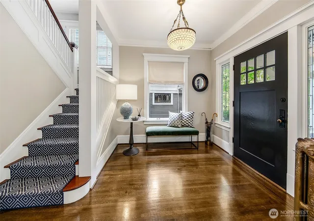Photo 4 of Sale Pending at 1239 20th Avenue E, Seattle, WA 98112 | MLS# NWM2583480 | Listing updated on 2026-09-23