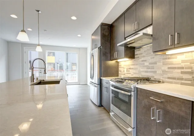 Photo 3 of Condo for sale at 6542 32nd Avenue NE #B, Seattle, WA 98115 | MLS# NWM2583490 | Listing updated on 2026-09-18