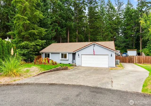 Photo 2 of Single family home for sale at 9101 Autumn Pl Se, Olympia, WA 98513 | MLS# NWM2583491 | Listing updated on 2026-09-29