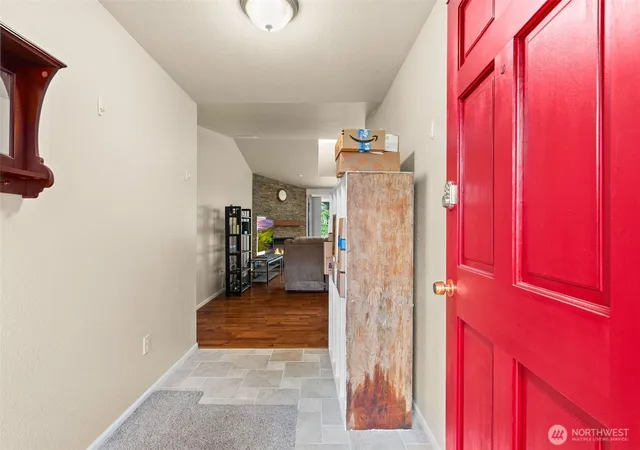 Photo 3 of Single family home for sale at 9101 Autumn Pl Se, Olympia, WA 98513 | MLS# NWM2583491 | Listing updated on 2026-09-29