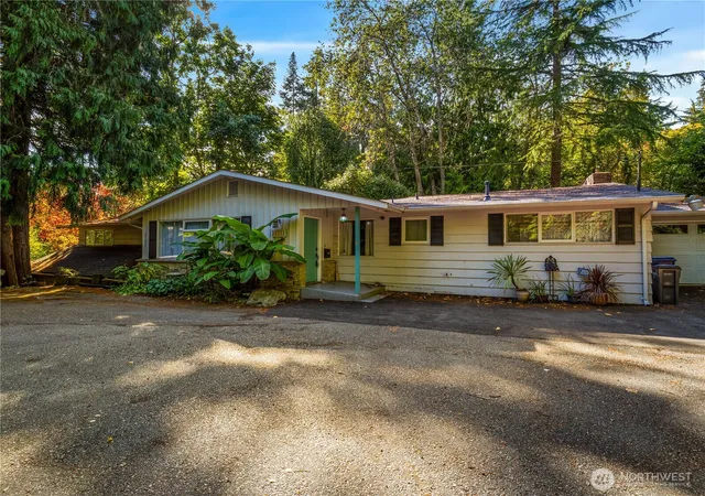 Photo 1 of Single family home for sale at 31233 22nd Avenue Sw, Federal Way, WA 98023 | MLS# NWM2583492 | Listing updated on 2026-09-25