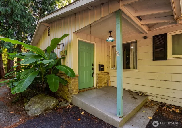 Photo 4 of Single family home for sale at 31233 22nd Avenue SW, Federal Way, WA 98023 | MLS# NWM2583492 | Listing updated on 2026-09-25