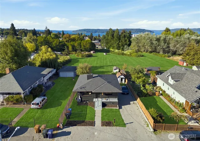 Photo 3 of Single family home for sale at 5611 N 48th Street, Tacoma, WA 98407 | MLS# NWM2583496 | Listing updated on 2026-09-23