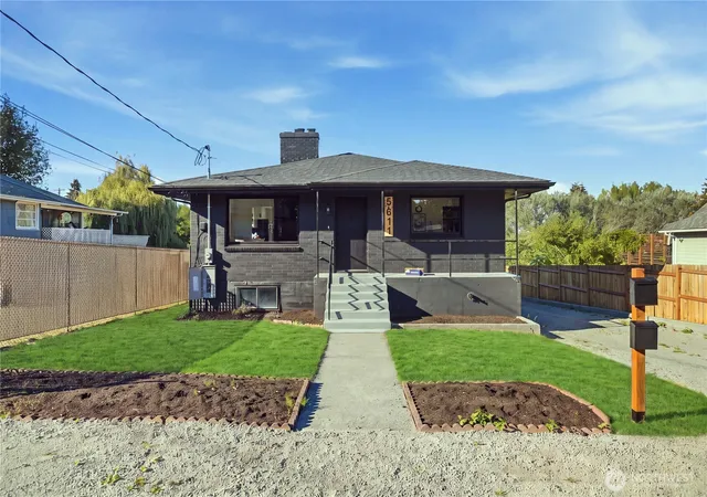 Photo 3 of Single family home for sale at 5611 N 48th Street, Tacoma, WA 98407 | MLS# NWM2583496 | Listing updated on 2026-09-23